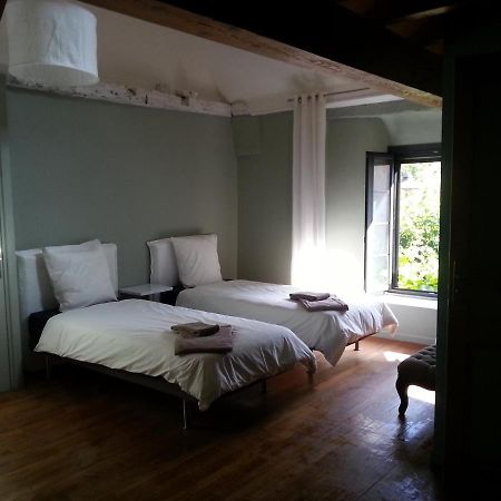 Bed In Bellongue Aucazein Luaran gambar