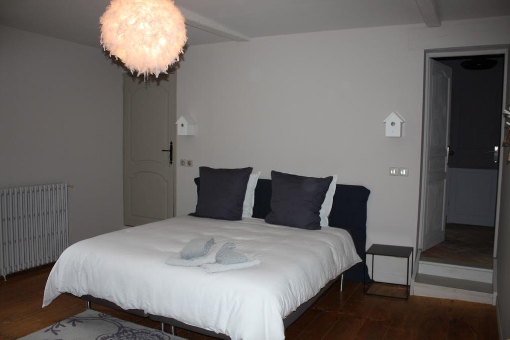Bed In Bellongue Aucazein Bilik gambar