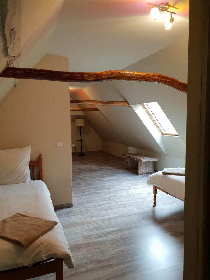 Bed In Bellongue Aucazein Luaran gambar